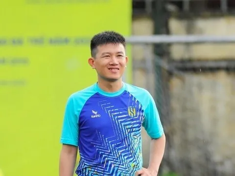 HLV Phan Như Thuật sang Nhật học bằng Pro AFC ngay sau chung kết