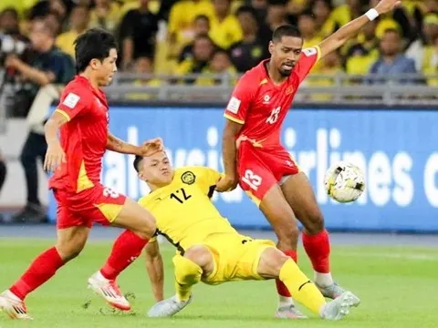 HLV Kim Sang Sik chưa hành động, Indonesia đã lo tuyển Việt Nam sẽ 'lột xác'