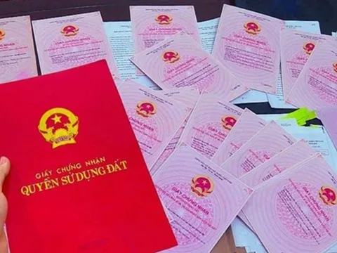 Kể từ 1/7/2025: Có 8 trường hợp người dân buộc phải đổi sổ đỏ