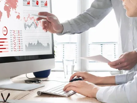 Top ngành học “khát” nhân lực, lương trên 50 triệu/tháng đang “dẫn đầu” Việt Nam: Ai đang học thật đáng chúc mừng