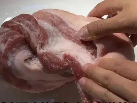 4 sai lầm tai hại khi rã đông thịt, số 3 nhiều người Việt mắc phải nhất