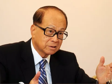 Tỷ phú Lý Gia Thành dạy con cách 'chọn bạn mà chơi': Con kết bạn với kiểu người này, tương lai càng rộng mở