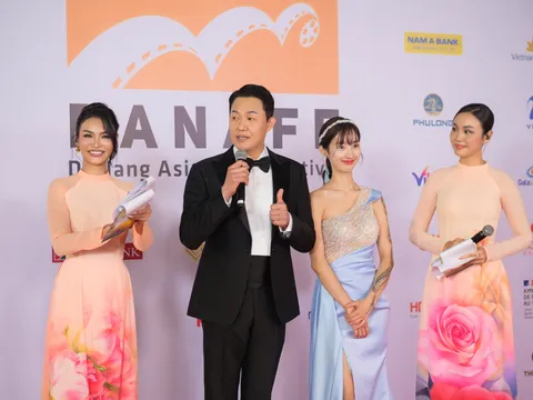 Tài tử đình đám xứ Hàn Park Sung Woong úp mở khả năng hợp tác với Lý Hải