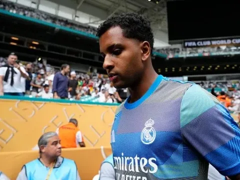 Thương vụ Rodrygo - Arsenal treo lơ lửng