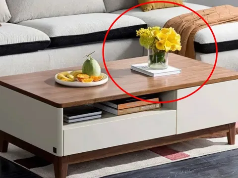 Bàn uống nước có 3 vật này, gia chủ quanh năm khó khăn, làm mãi không giàu