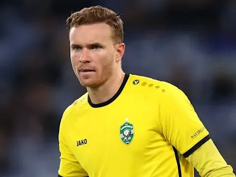 Bayern gửi đề nghị chiêu mộ cựu thủ môn Dortmund