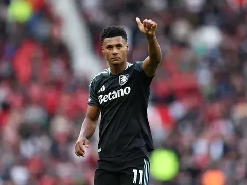 Thương vụ MU - Ollie Watkins bị chuyên gia phản đối kịch liệt