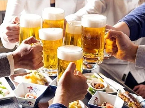 5 loại nước gây hại sức khỏe: Nếu không muốn suy thận không nên uống nhiều