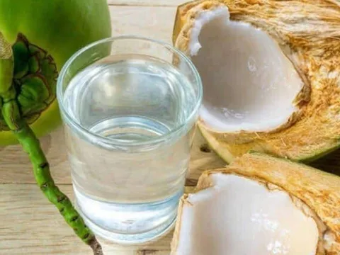 Sáng ngủ dậy đừng uống nước lọc vội: 5 loại nước rẻ tiền nhưng tốt hơn cả nhân sâm, tổ yến