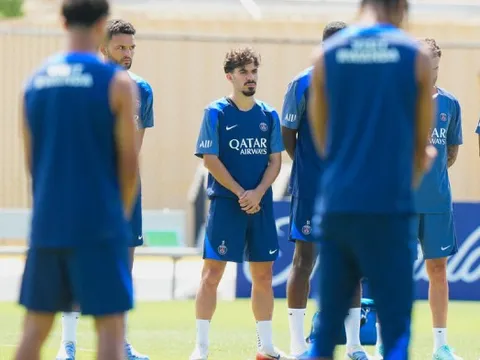 PSG mặc niệm, Vitinha đau buồn trước sự ra đi của Jota và Silva