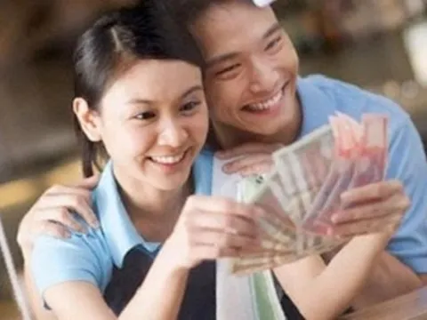 4 lợi ích khi để vợ quản lý tài chính, các ông chồng ai cũng nên biết