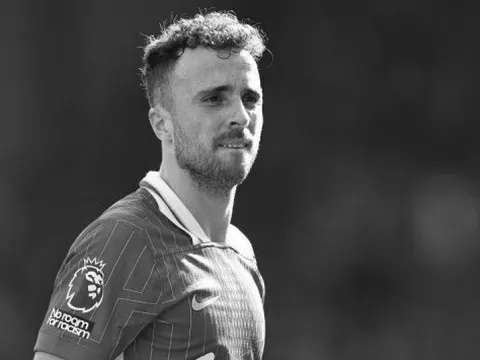 Hành động cao đẹp: Liverpool trả hết 2 năm hợp đồng cho gia đình Jota