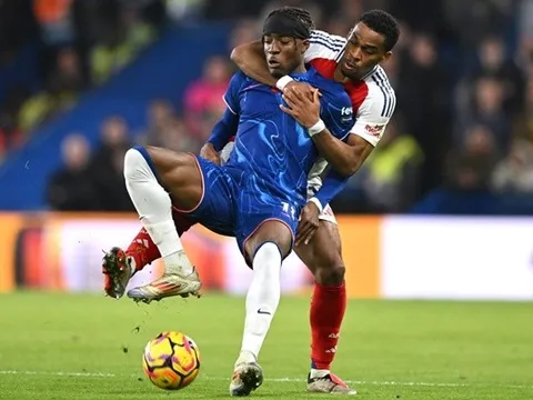 Madueke tiến bộ vượt bậc, lọt vào tầm ngắm của Arsenal
