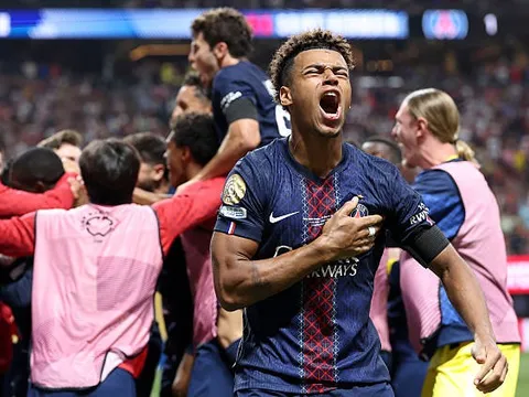 Trên đỉnh là PSG, Real giờ là kẻ thách thức