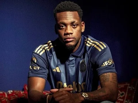 Chi tiết thú vị trong hợp đồng của Duran và Fenerbahce