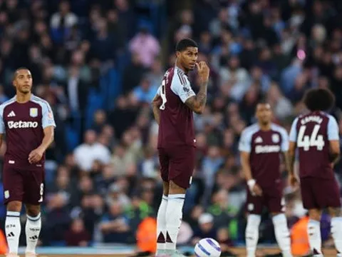 Rashford đối mặt tương lai không chắc tại Manchester United, Barcelona theo đuổi