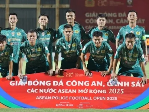 CAND Việt Nam II thắng Cảnh sát Singapore 3-0