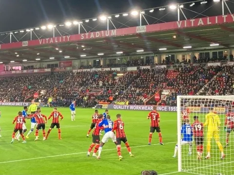 Dean Court - Lịch sử, sự phát triển và cải tạo sân vận động Vitality của Bournemouth