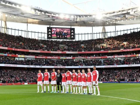 Sân vận động Emirates: Mồ hôi, nợ nần và cuộc chuyển mình lịch sử của Arsenal