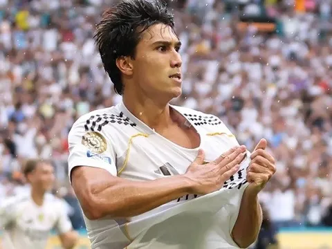 Real Madrid cân nhắc giữ Gonzalo Garcia trước thềm đại chiến PSG