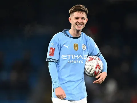 NÓNG: Man City chốt giá bán James McAtee