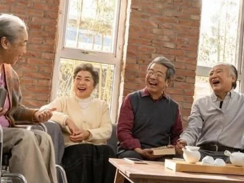 Trưởng thành rồi mới thấm: Anh em ruột đôi khi chẳng còn là người một nhà