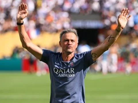 Hủy diệt Real Madrid 4-0, PSG và Luis Enrique gửi chiến thư đanh thép đến Chelsea