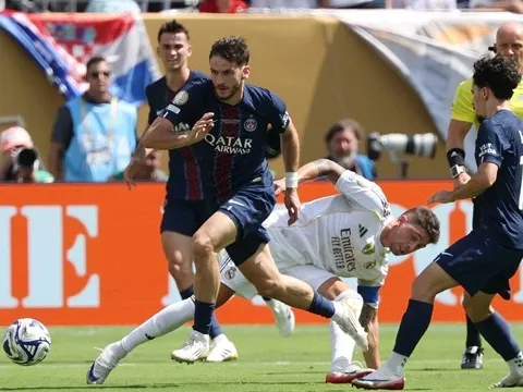 Luis Enrique khẳng định không nương tay, bất ngờ bảo vệ Xabi Alonso