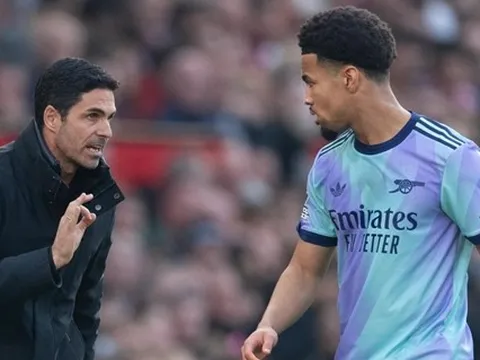 Tương lai Nwaneri: Thử thách lớn dành cho Arsenal và Arteta