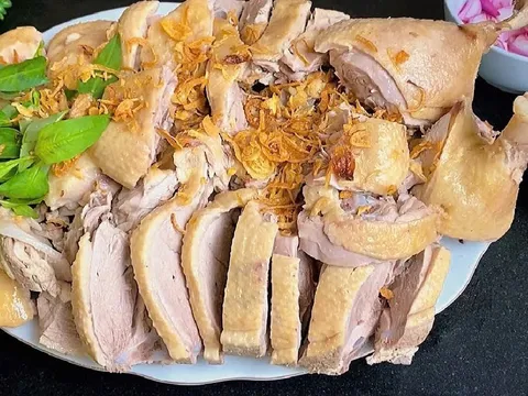 Mẹo luộc vịt mềm ngọt, không hôi: Dùng loại nước này thay nước lã, đảm bảo thơm ngon bất ngờ