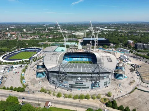 Sân vận động Etihad: 'Thành phố bóng đá' 1 tỷ bảng của Man City