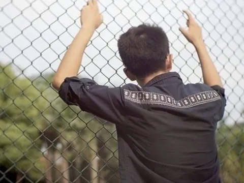 Tổ tiên nhắc nhở: 'Người mở miệng là nói câu này, suốt đời nghèo hèn, khó ngóc đầu lên'