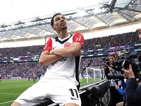 Hugo Ekitike: Từ "hàng thải" PSG đến món hời hàng chục triệu bảng