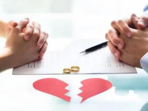 Ai sợ ly hôn hơn trong hôn nhân? Câu trả lời thực tế khiến nhiều người giật mình