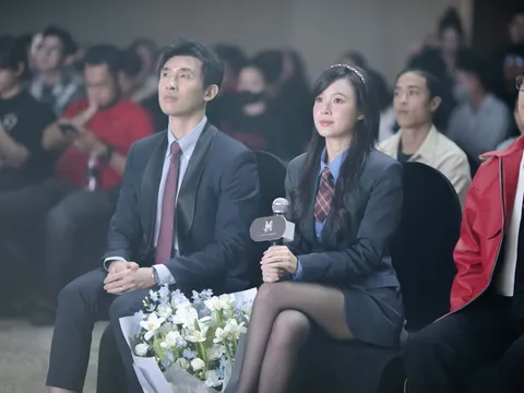 Midu 35 tuổi vào vai tuổi 17, xào couple cùng diễn viên trẻ nhỏ hơn 1 giáp  trong phim tự đầu tư sản xuất