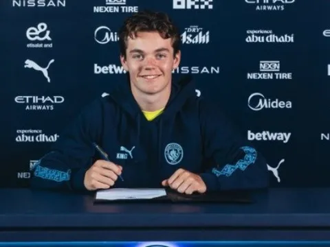 CHÍNH THỨC! Man City công bố thương vụ Sverre Nypan, hợp đồng 5 năm