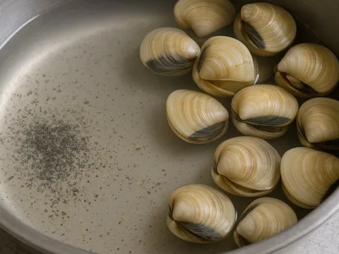 Mẹo làm sạch ngao khỏi cát chỉ trong 5 phút: Đơn giản, hiệu quả, không cần ngâm lâu