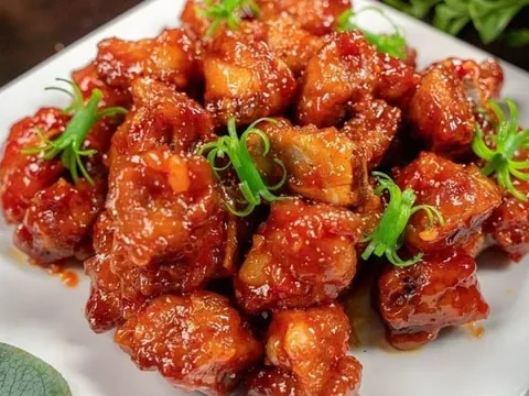 Cách làm sườn xào chua ngọt mềm tan trong miệng, thơm ngon cực phẩm
