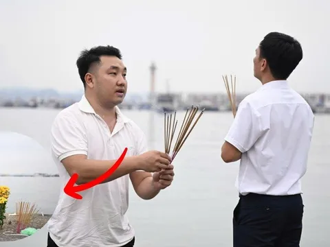 Cập nhật vụ lật tàu đến 9 giờ sáng: Vẫn còn 4 người mất tích, tang thương bao trùm