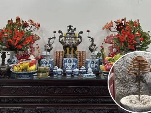 Trên bàn thờ có 5 thứ này, gia đạo lục đục, làm ăn khó khăn