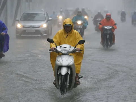 Hà Nội chuẩn bị đón mưa lớn liên tiếp 3 ngày: Gió giật cấp 9, nhiều khu vực có nguy cơ ngập úng