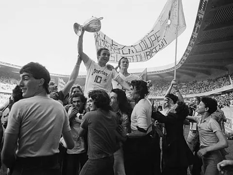 Lịch sử Câu lạc bộ Olympique Lyonnais: Từ khởi đầu đến đế chế của Aulas