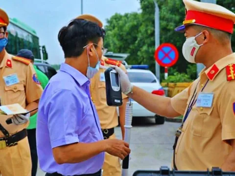 Đến 31/12/2025: CSGT toàn quốc sẽ tập trung xử lý 6 vi phạm giao thông này, ai không biết là thiệt