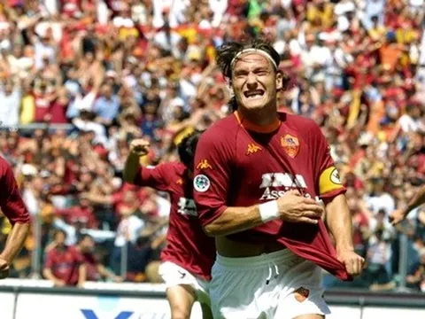 Lịch sử Câu lạc bộ AS Roma: Màu áo bã trầu và nơi tình yêu lớn hơn danh hiệu