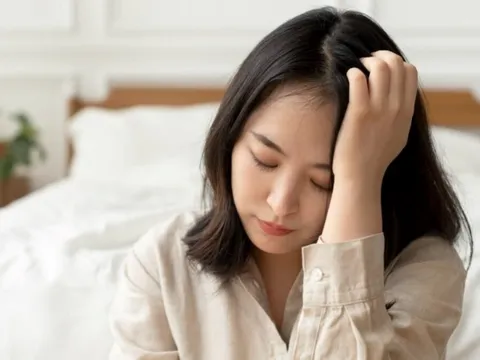 Nhà có người hay ốm, trẻ con khóc đêm có phải là do trường khí trong nhà quá nặng không, xử lý ra sao?