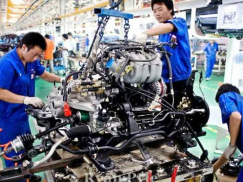 4 ngành học hái ra tiền trong 5 năm tới: Việc làm sẵn chờ, lương cao đủ mua nhà, tậu xe