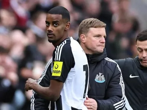 Liverpool quan tâm, Eddie Howe lên tiếng về tương lai của Alexander Isak