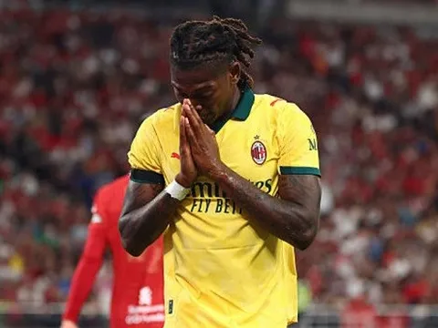 Leao tỏa sáng trước Liverpool, sẵn sàng thay thế Nunez tại Anfield