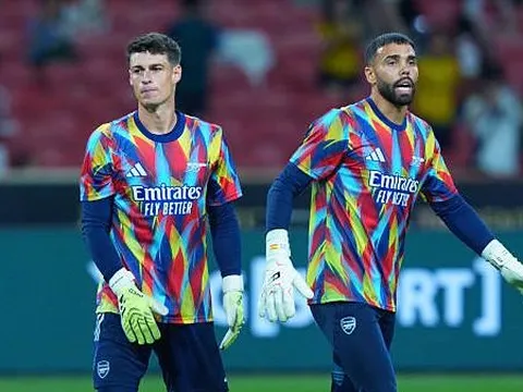 Mikel Arteta và cơn đau đầu dễ chịu nơi khung gỗ Arsenal