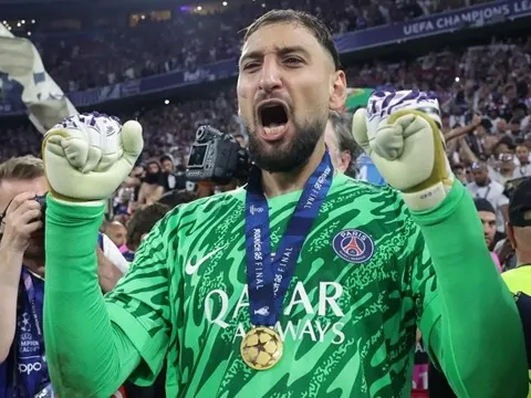 Donnarumma trên đường tới Premier League, MU và Man City cạnh tranh gắt gao
